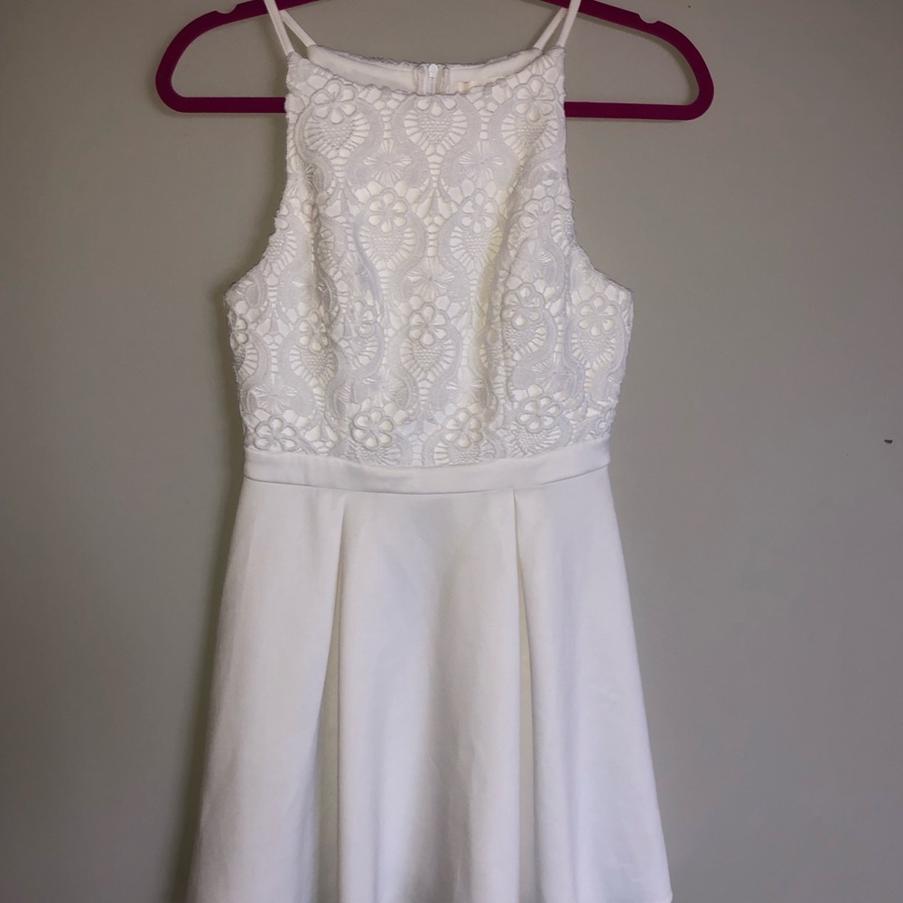 white lace dress